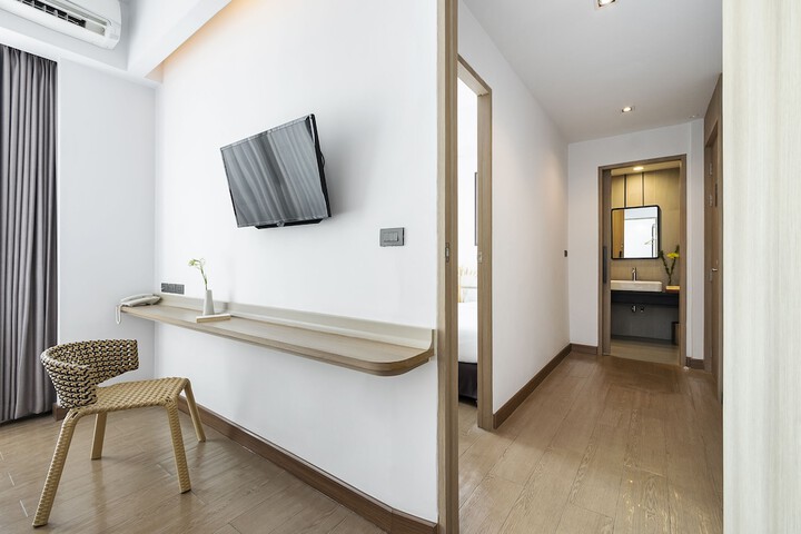 Room 40 of 147