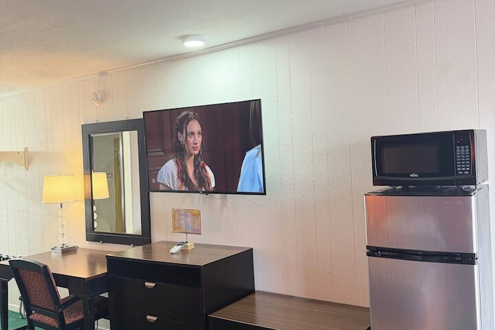 Room 7 of 39
