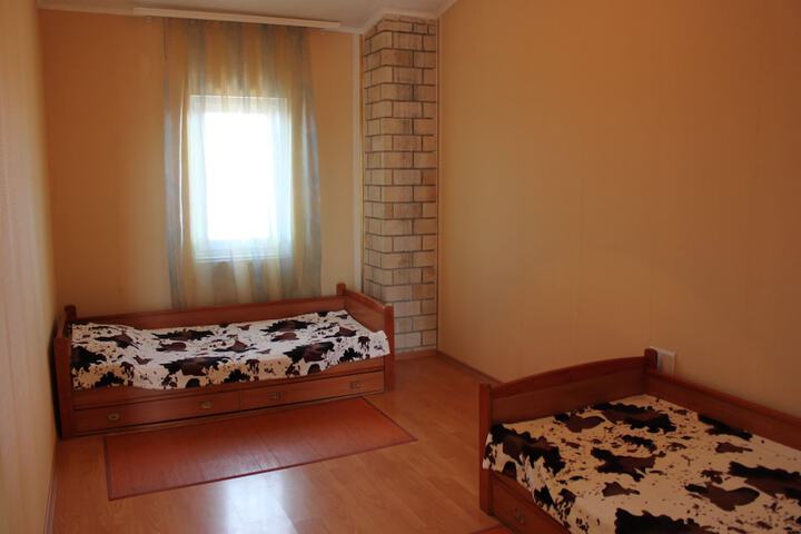 Room 25 of 57