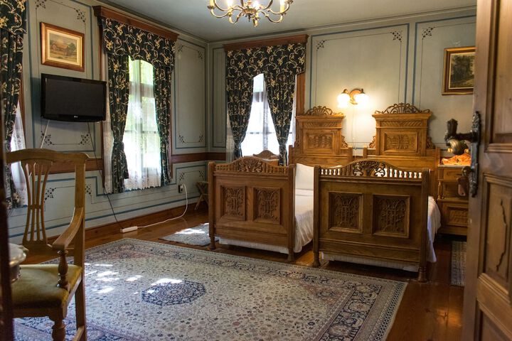Room 26 of 79