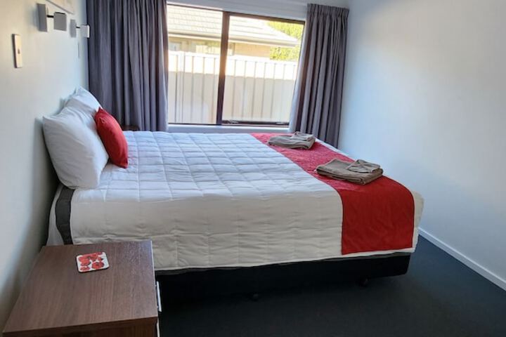 Room 15 of 63