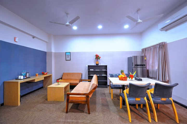 Room 16 of 33