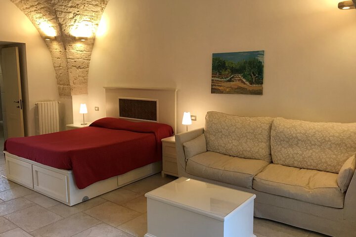 Room 8 of 52
