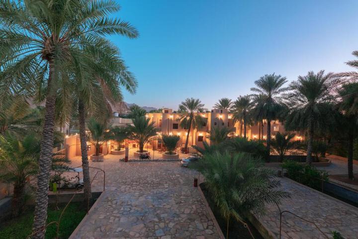 Bustan Inn by Alley Escape