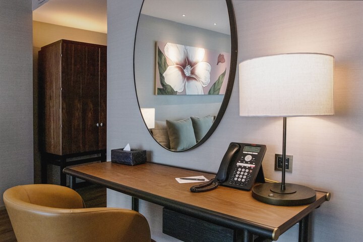 Room 50 of 164