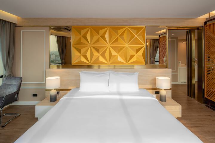 Room 2 of 54