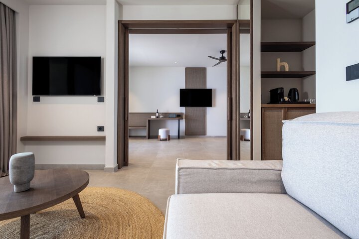 Room 11 of 57