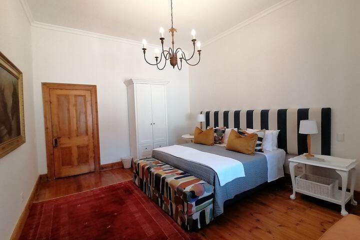 Room 10 of 92