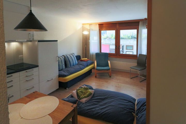 Room 11 of 169