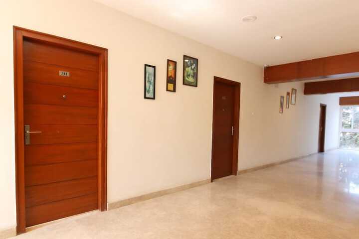 Room 18 of 74