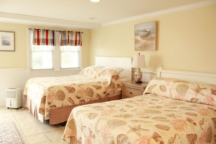 Room 31 of 230