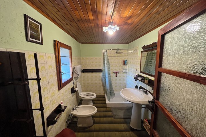 Room 13 of 22