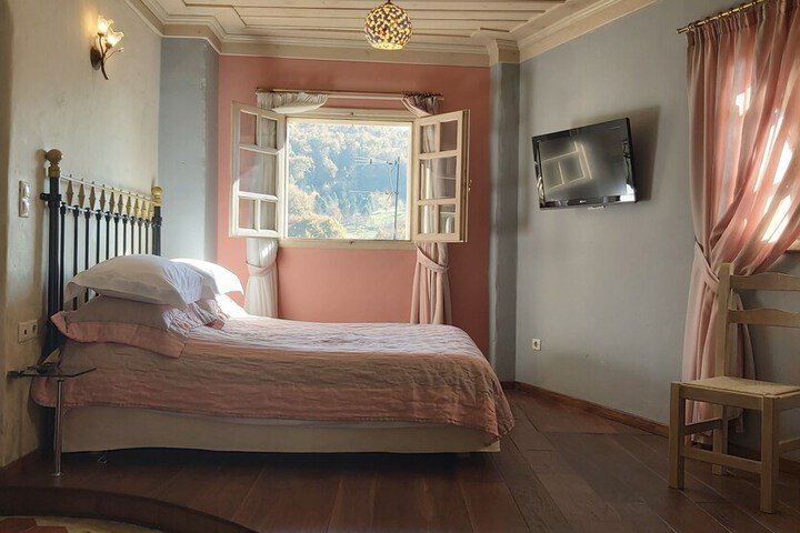 Room 41 of 446