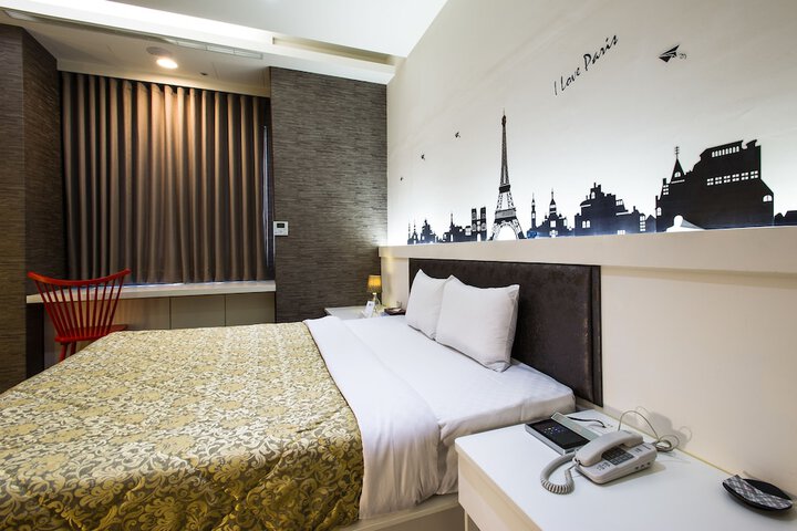 Room 14 of 51