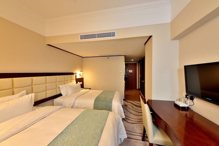 Room 16 of 81