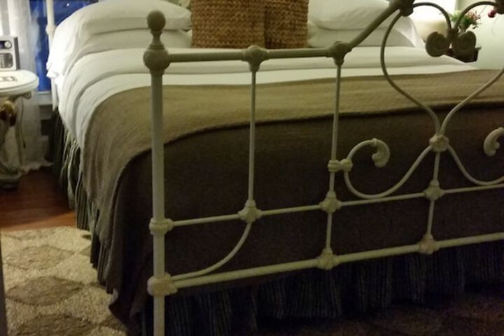 Room 5 of 41