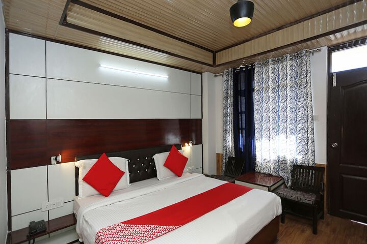 Room 21 of 37