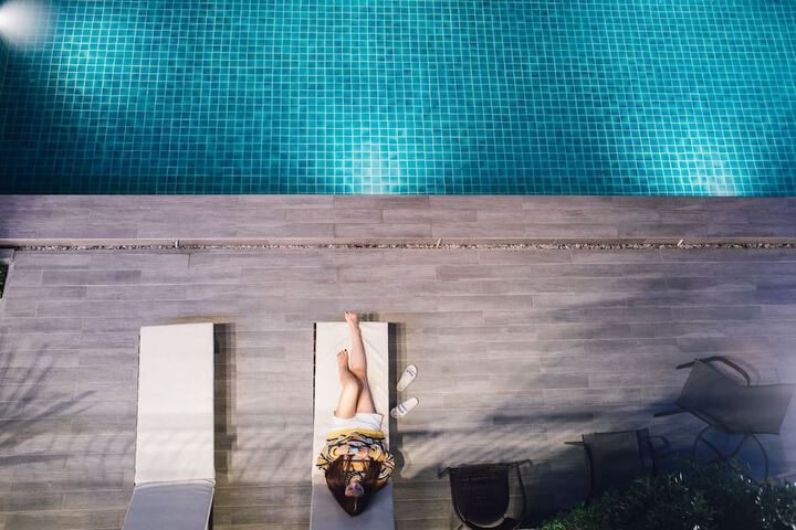 Pool 32 of 44