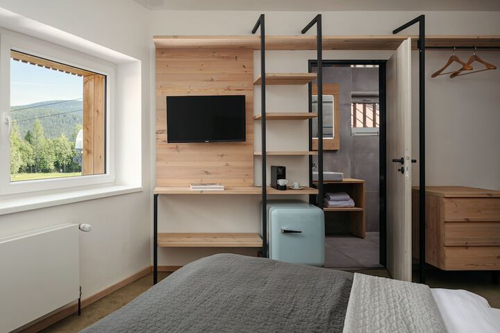 Room 18 of 54