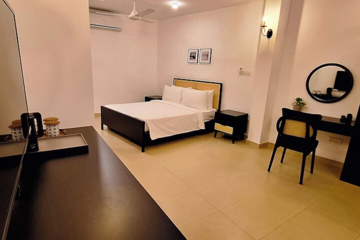 Room 10 of 55