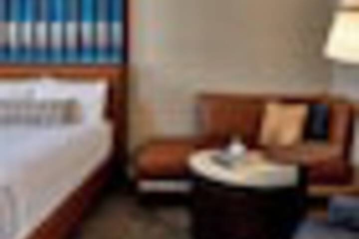 Room 56 of 285