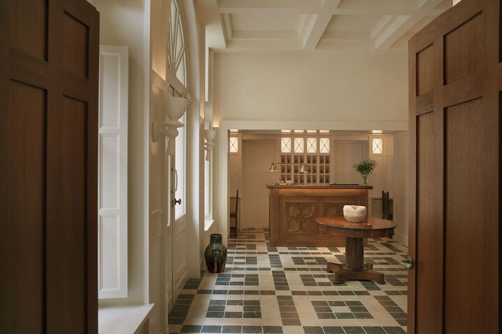 Hotel Interior 2 of 61