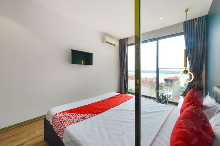 Room 8 of 41