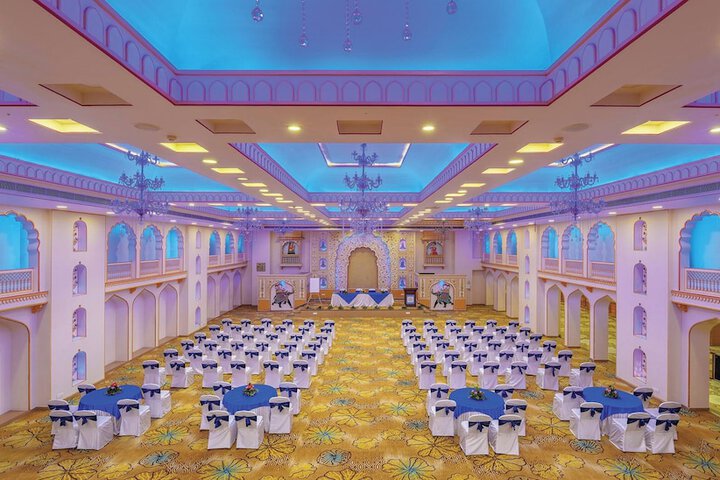 Ballroom/Hall 80 of 110