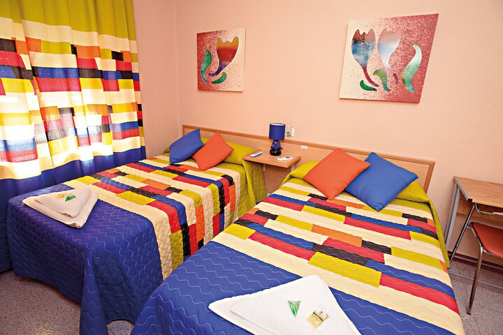 Room 14 of 49