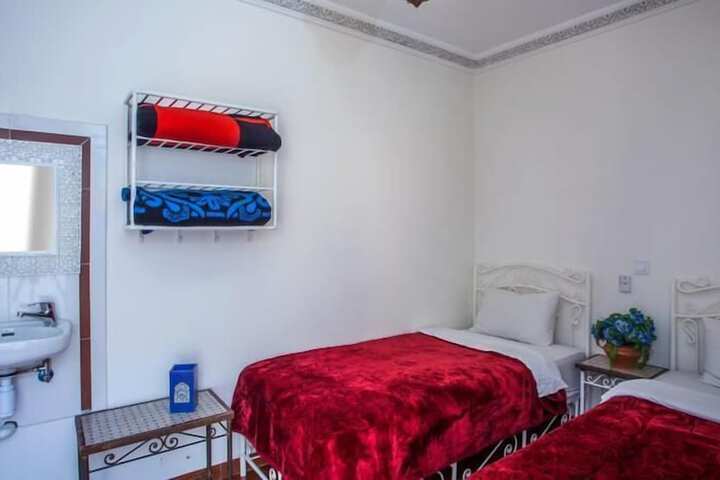 Room 5 of 17