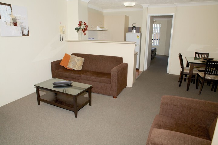 Room 8 of 28