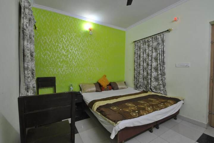 Room 19 of 31