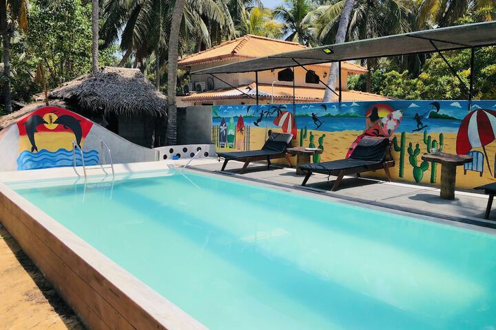 Pool 43 of 104