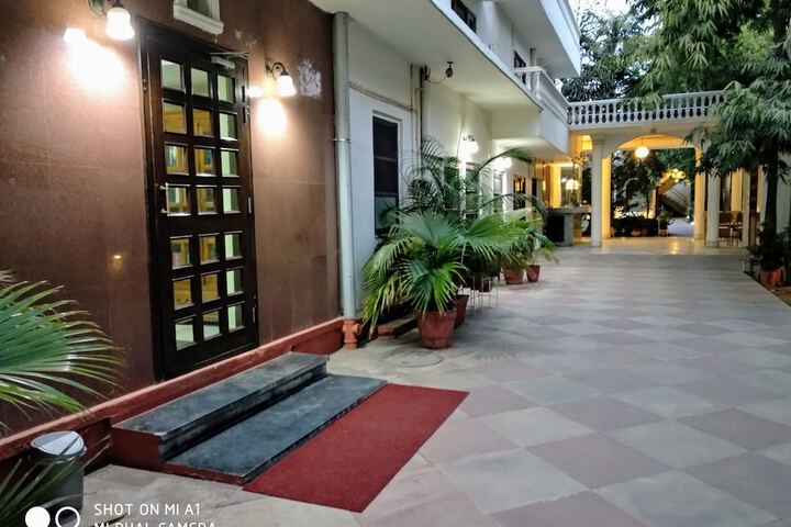 Hotel Amenity