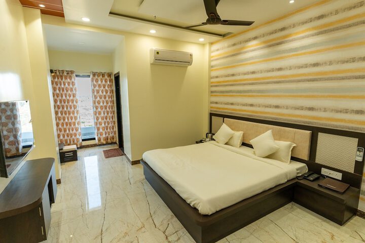 Room 4 of 21