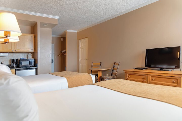 Room 18 of 173
