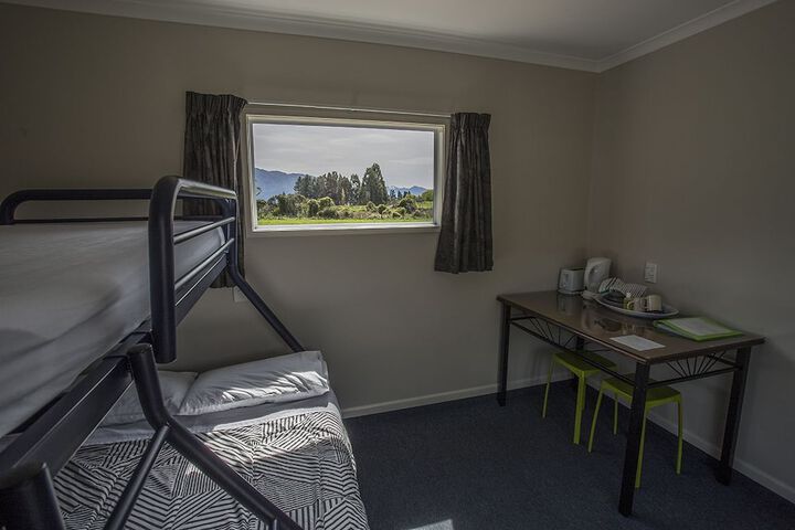 Room 4 of 42