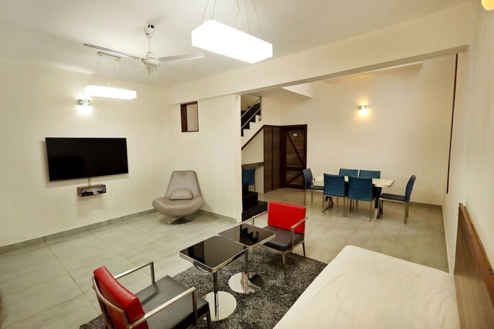 Room 19 of 74