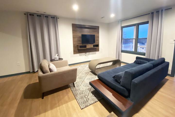 Room 42 of 180