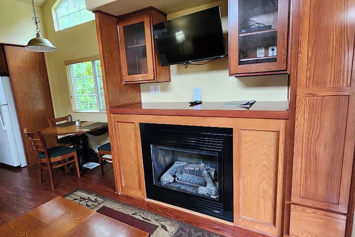 Room 15 of 24