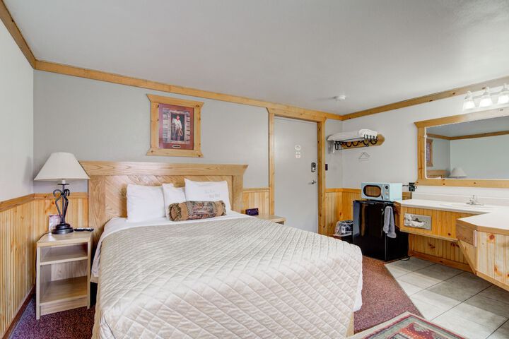 Room 8 of 26