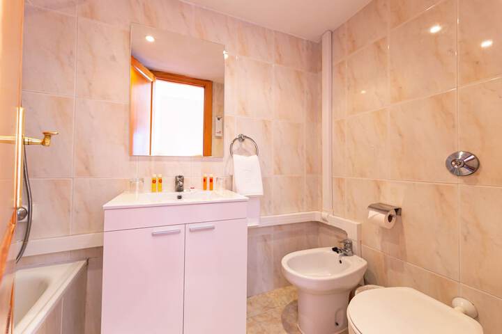 Clean Restrooms