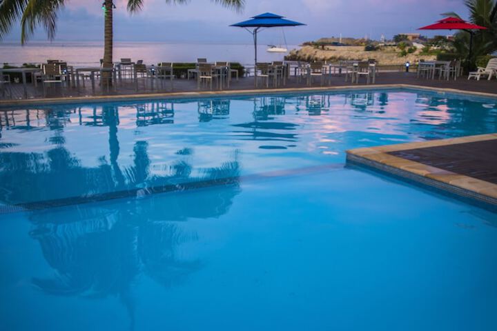 Hotel Pool