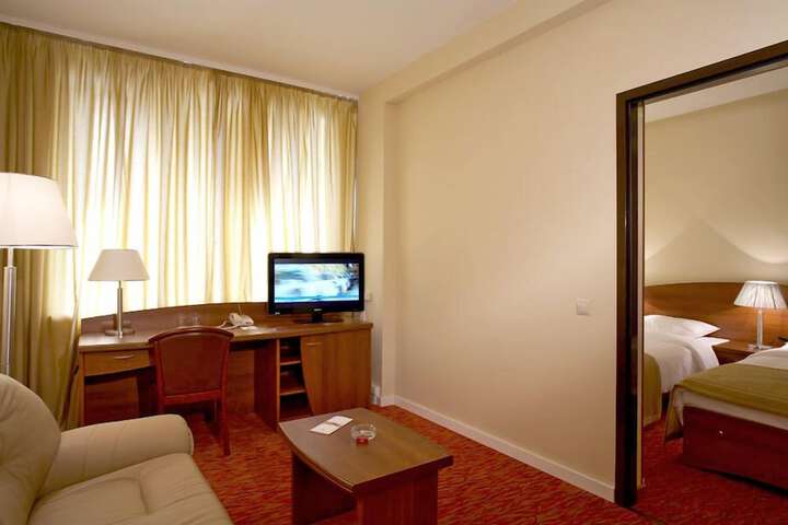 Room 47 of 115