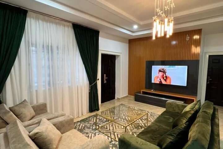 Room 8 of 46
