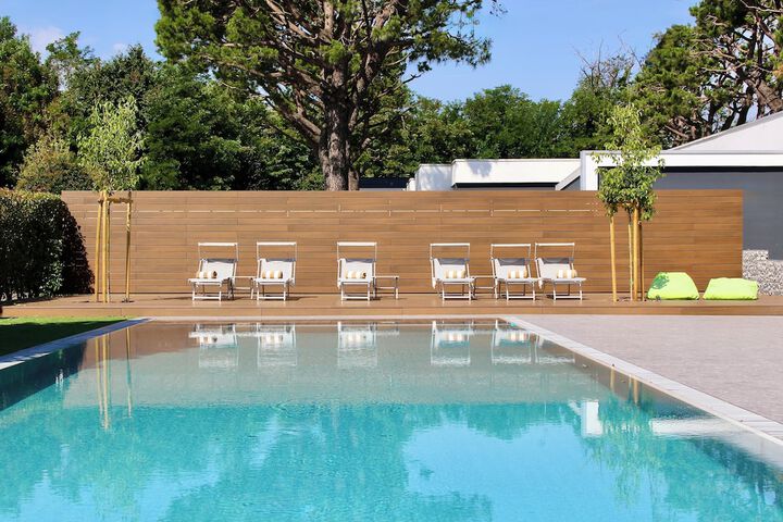 MEALBA HOTEL Suite &  Pool in Saronno