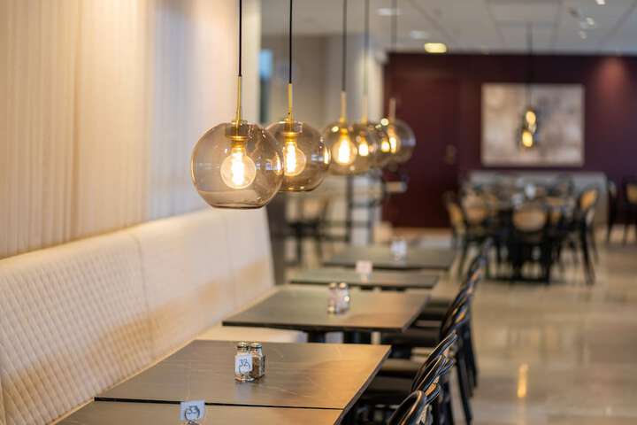 Dining 146 of 185