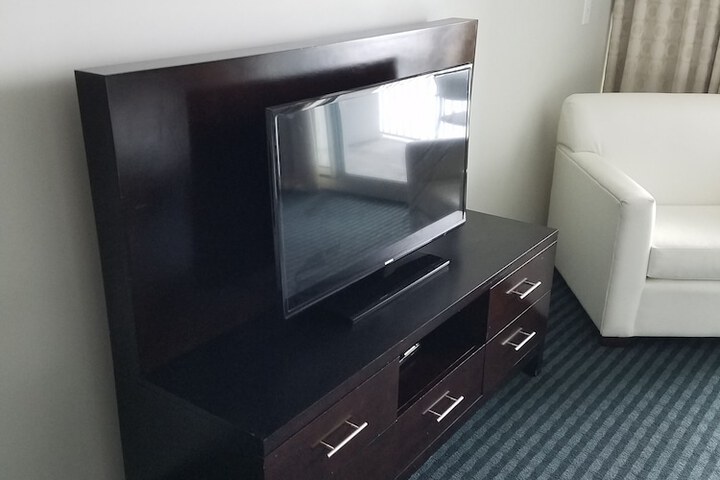 Room 92 of 190
