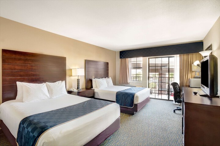 Room 7 of 22