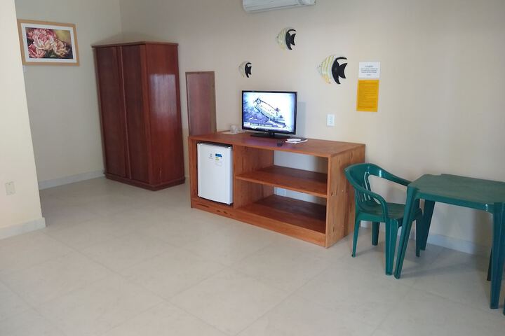 Room 8 of 113